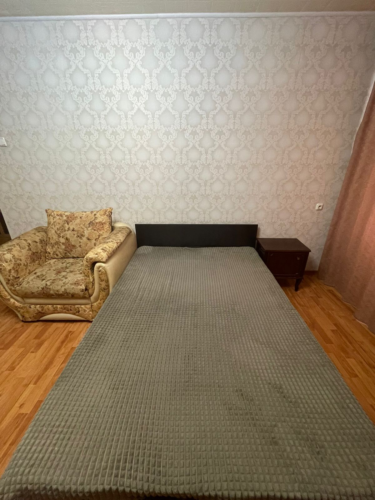 Двухкомнатная квартира в центре города SmolSutki на Октябрьской Революции д.28