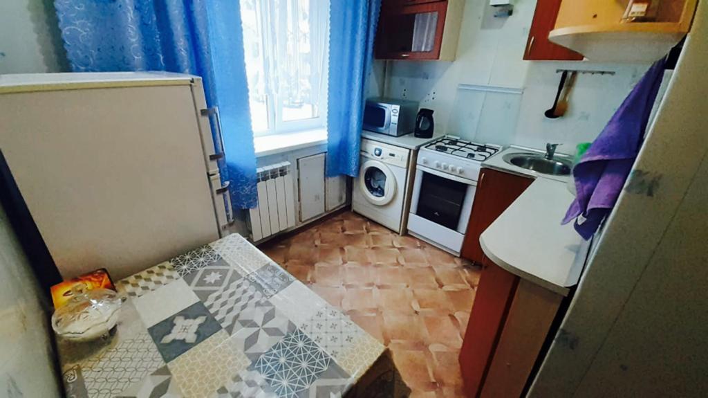 Двухкомнатная квартира рядом с Макси и Ледовым дворцом