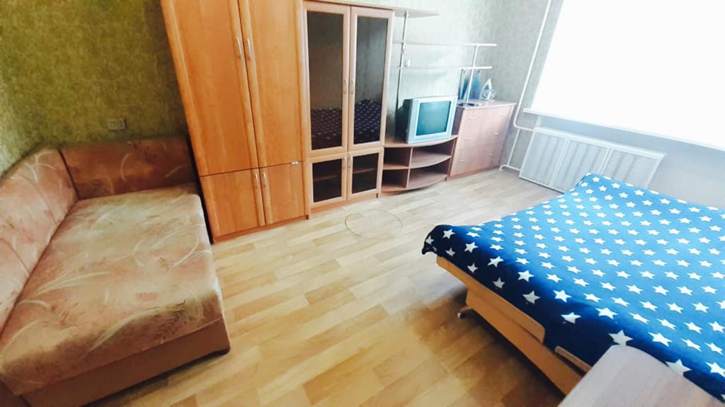 Двухкомнатная квартира рядом с Макси и Ледовым дворцом